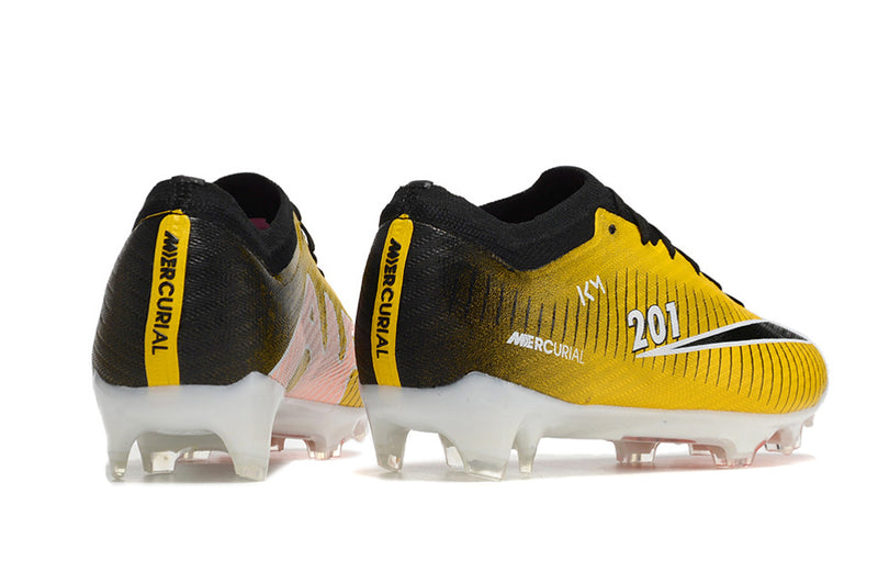 Chuteira Campo Nike Zoom Mercurial Vapor 15 Academy K. MBAPPÉ  + BRINDES EXCLUSIVOS